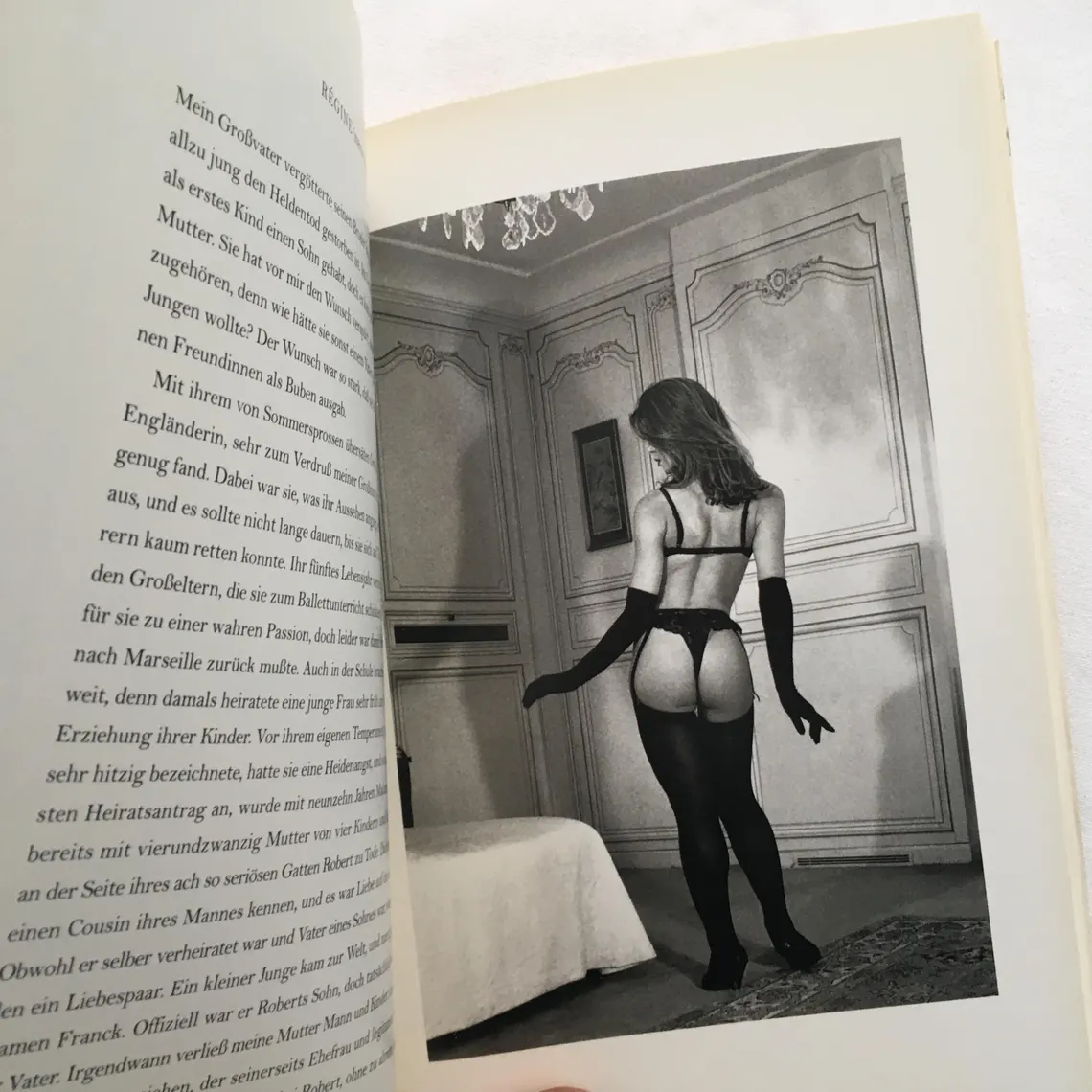 Kim / Bettina Rheims, Kim Harlow, 1994 - Image 4